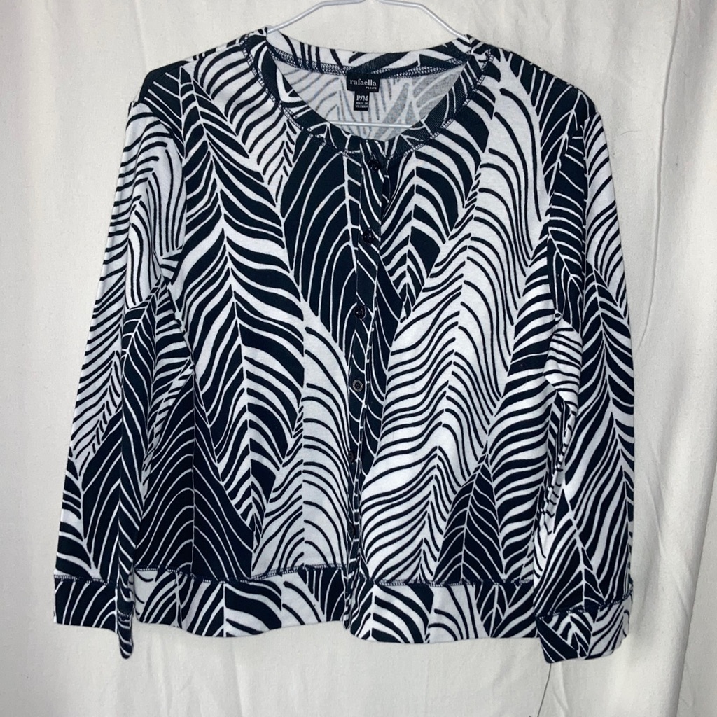 Nwt Rafaella Button Down